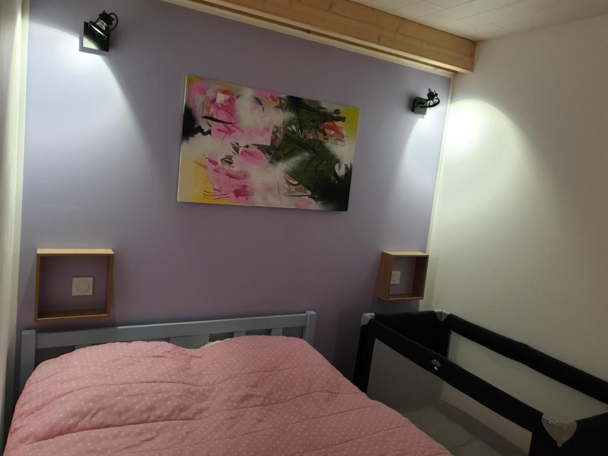 Le Chalet Des Roses فول-لي-روز المظهر الخارجي الصورة